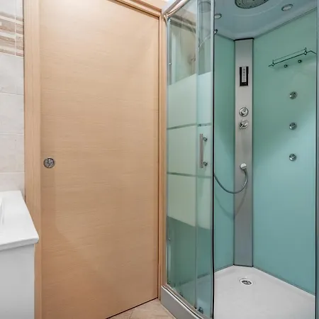 Le14 -duomo-loreto- Wifi - - Modern 아파트 *